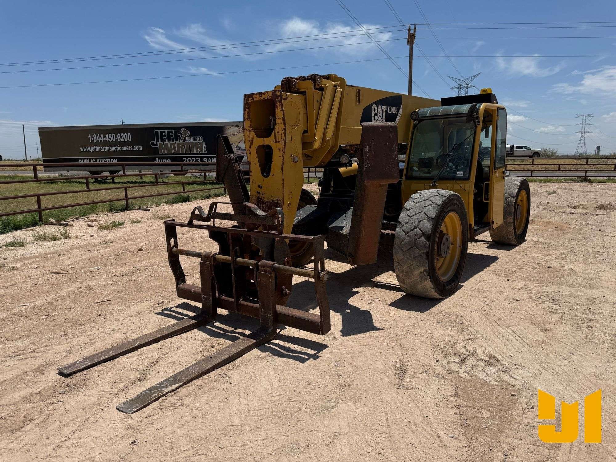 2008 Caterpillar TL1055 Equipment Image0
