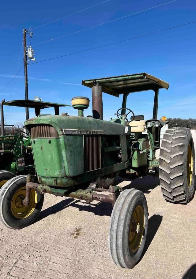 Image of John Deere 4020 equipment image 1