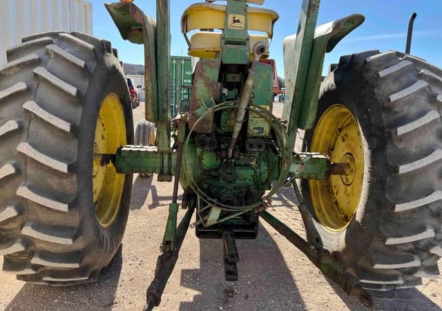 Image of John Deere 4020 equipment image 3