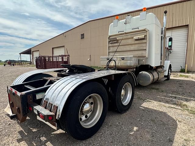 Image of Freightliner Coronado equipment image 4