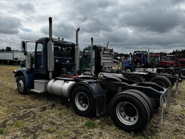 Image of Peterbilt 378 equipment image 1