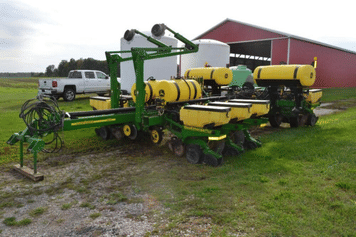 Main image John Deere 1770