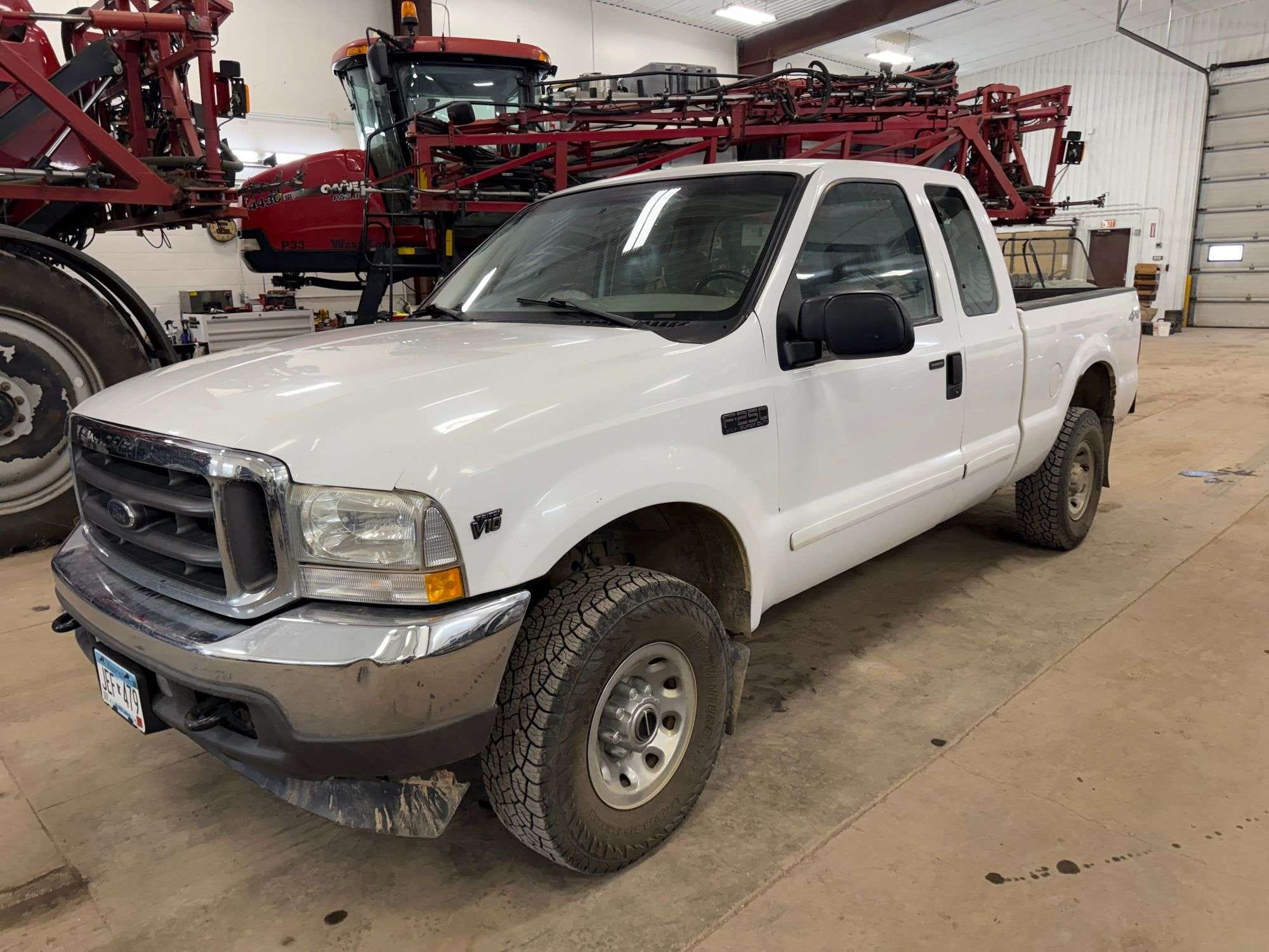 2003 Ford F-250 Equipment Image0