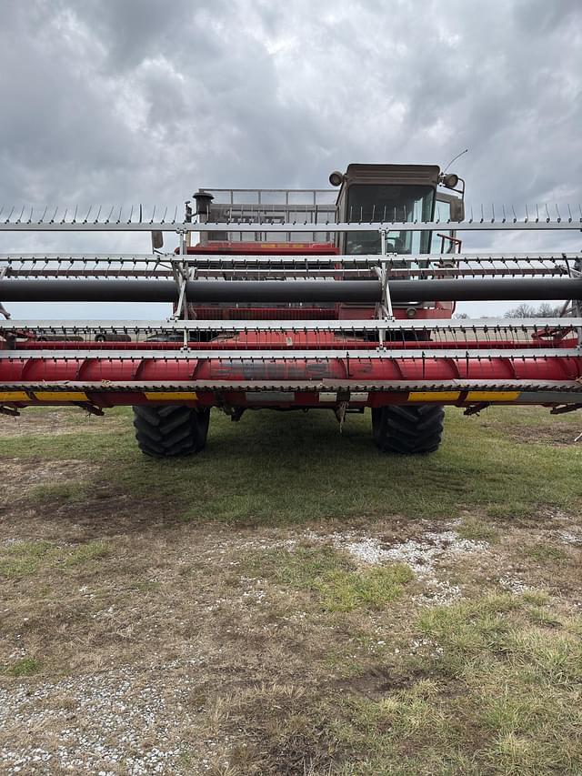 Image of Massey Ferguson 860 equipment image 2