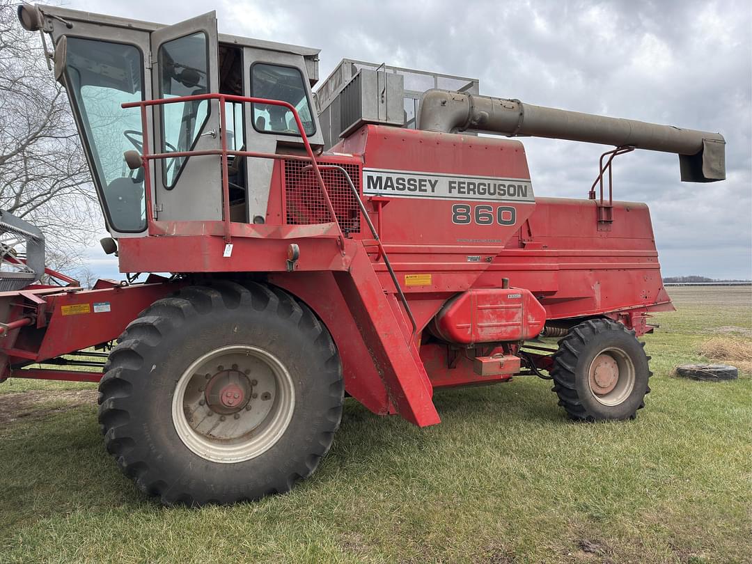 Image of Massey Ferguson 860 Primary image