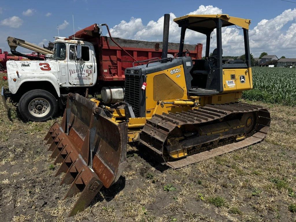 Image of John Deere 650J LGP Primary image