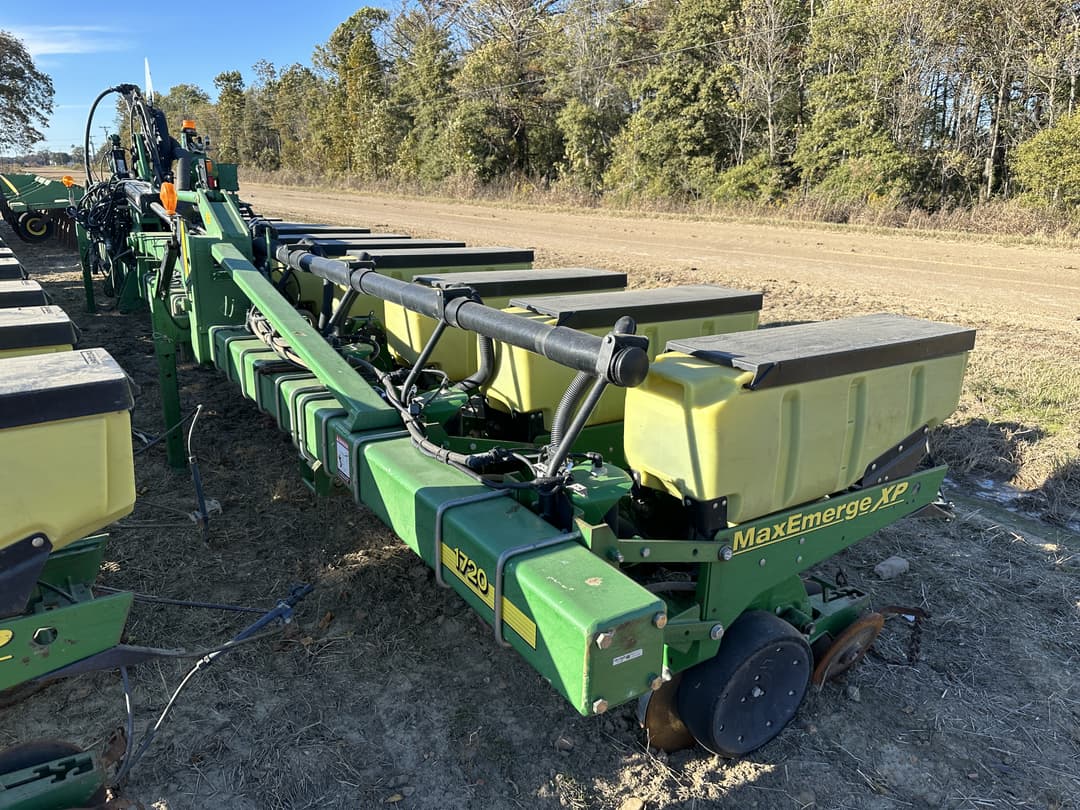 Image of John Deere 1720 Primary image