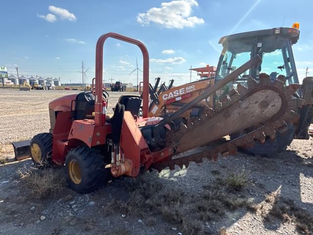 Image of Ditch Witch RT40 equipment image 3