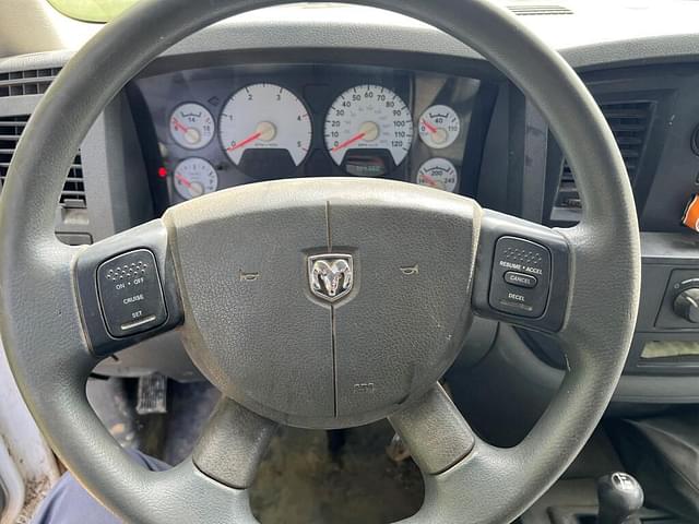 Thumbnail image Dodge Ram 3500 13