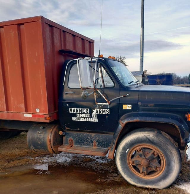 Image of Chevrolet C70 equipment image 1