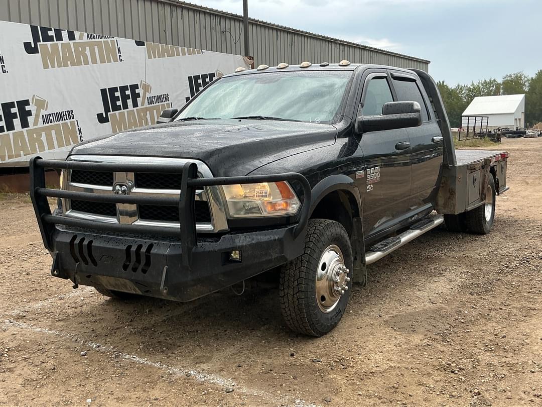 Image of Dodge Ram 3500 Primary image