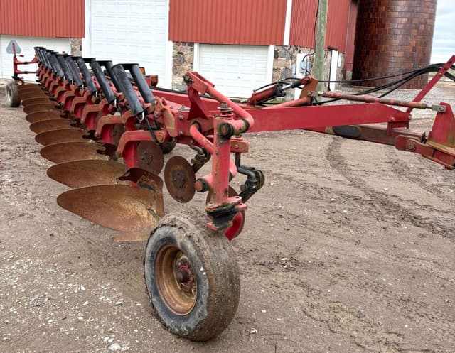 Image of Case IH 800 equipment image 1