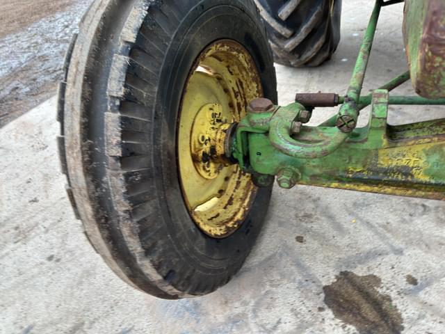 Image of John Deere D equipment image 4
