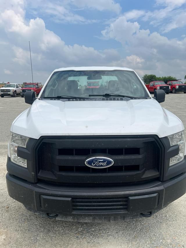 Image of Ford F-150 equipment image 2