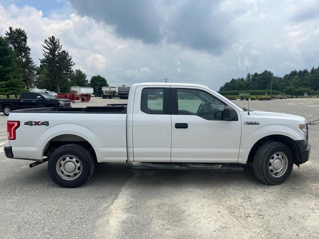 Image of Ford F-150 equipment image 4