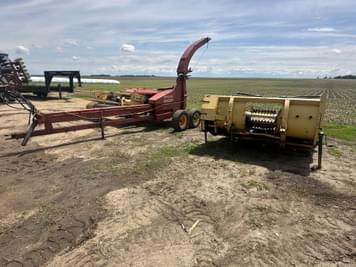 Main image New Holland 900