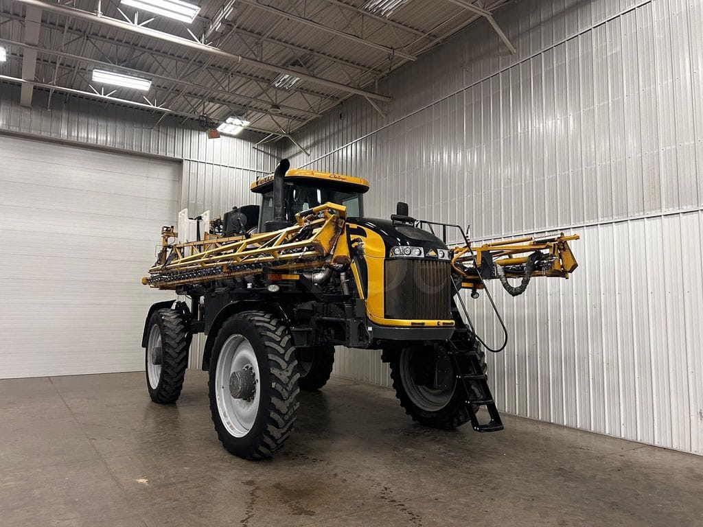2019 RoGator RG1100C Equipment Image0