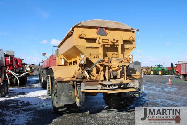 Image of Ag-Chem Terra-Gator 1804 equipment image 3
