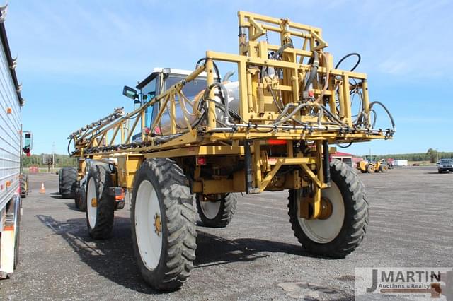 Image of Ag-Chem RoGator 844 equipment image 3