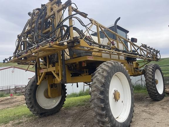 Image of Ag-Chem RoGator 854 equipment image 3