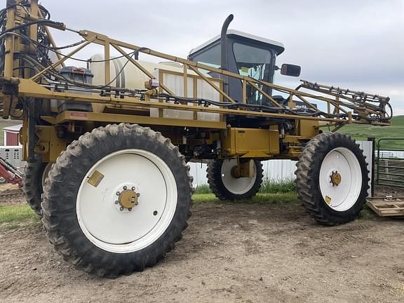 Image of Ag-Chem RoGator 854 equipment image 1