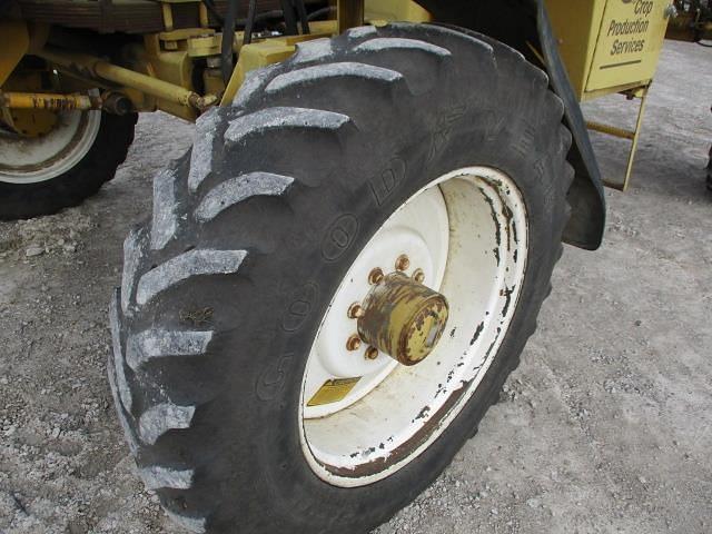 Main image Ag-Chem RoGator 664 33