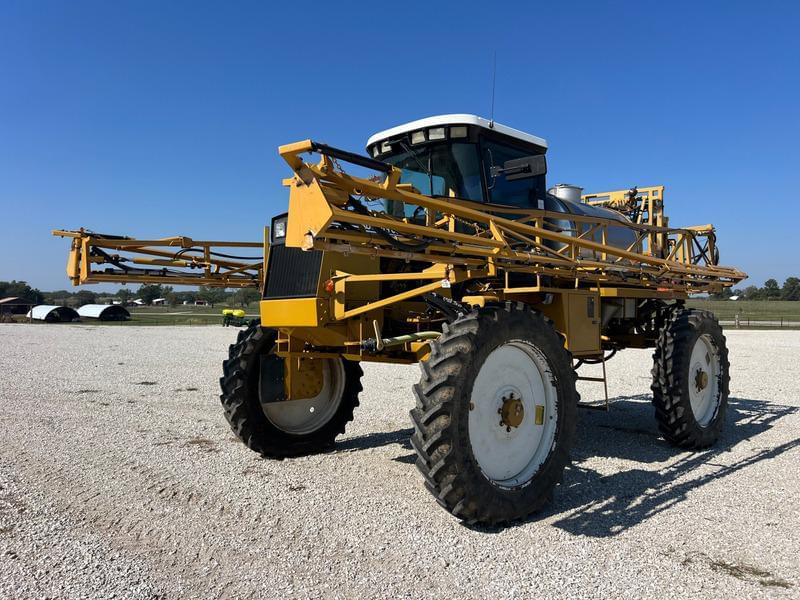 Image of Ag-Chem RoGator 854 Primary image