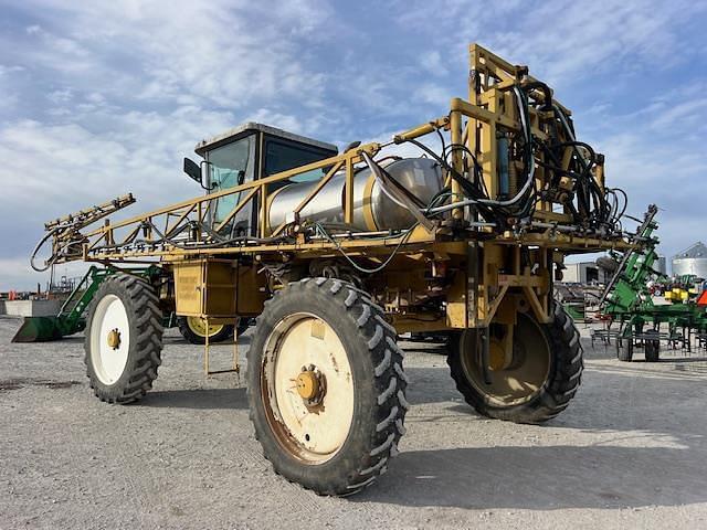 Image of Ag-Chem RoGator 854 equipment image 4