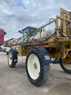 Image of Ag-Chem RoGator 854 equipment image 3