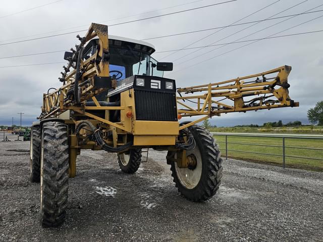 Image of Ag-Chem RoGator 854 equipment image 3