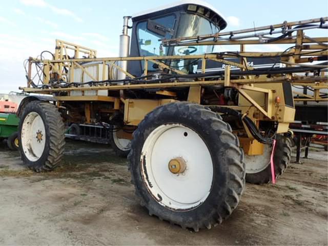 Image of Ag-Chem RoGator 854 equipment image 3
