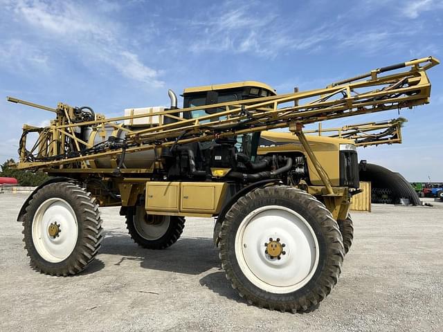 Image of Ag-Chem RoGator 864 equipment image 1