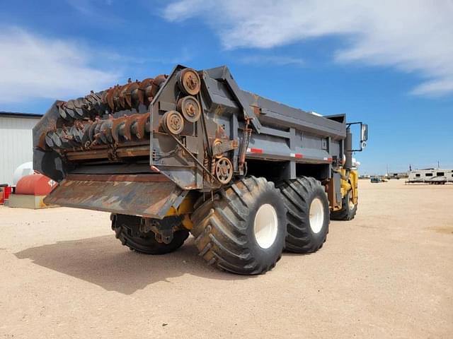 Image of Ag-Chem Terra-Gator 2505 equipment image 4