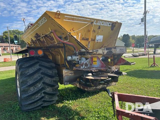 Image of Ag-Chem Terra-Gator 1603 equipment image 4