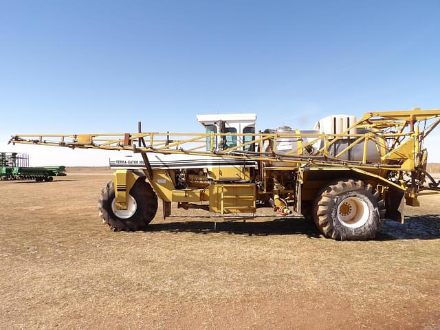 Image of Ag-Chem Terra-Gator 1803 equipment image 2