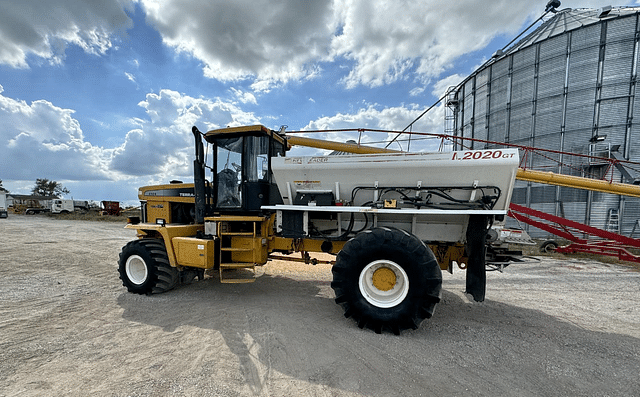 Image of Ag-Chem Terra-Gator 8104 equipment image 3