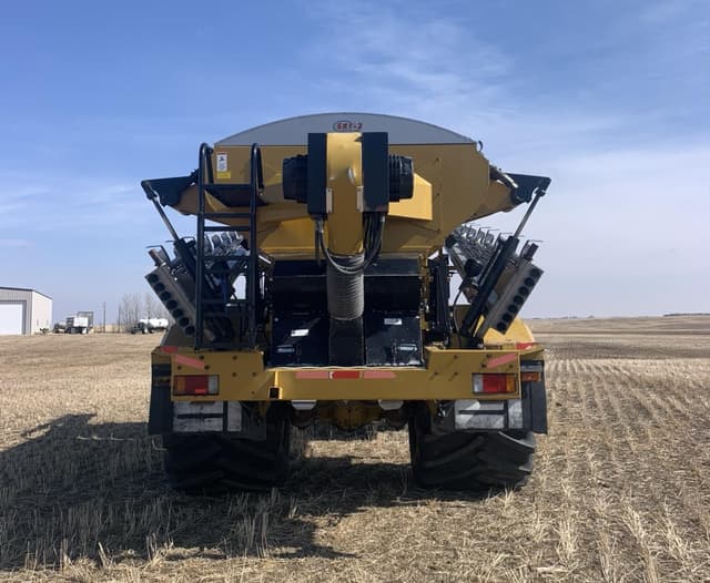 Image of Ag-Chem Terra-Gator 8104 equipment image 3