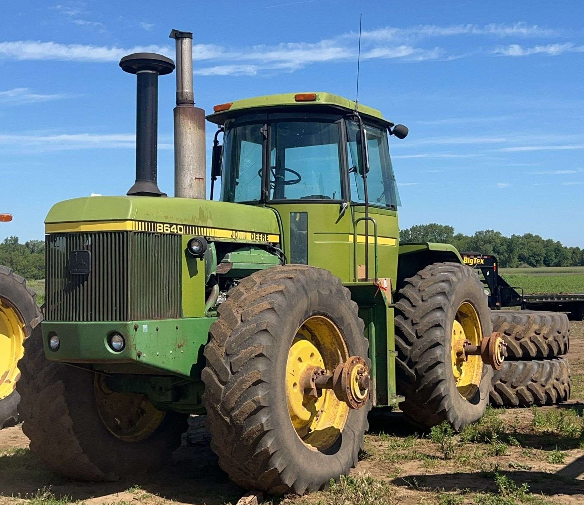Main image John Deere 8640