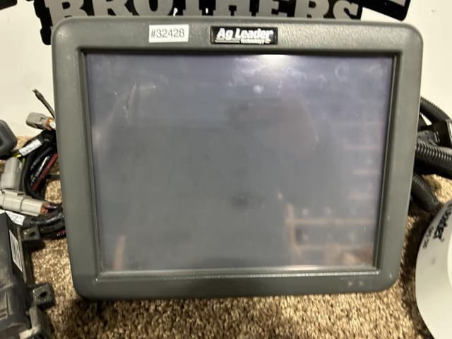 Image of Ag Leader GPS 7500 equipment image 1