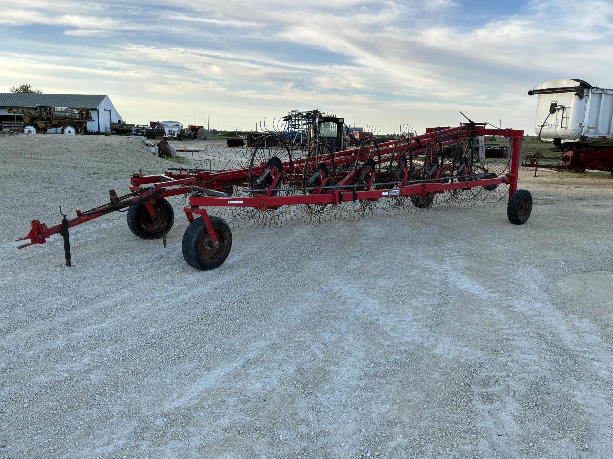 AG-Maxx 12+3 Equipment Image0