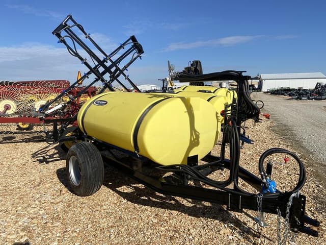 Image of Ag Spray 500 Gallon Deluxe equipment image 2