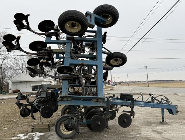 Image of Ag Systems 8000 equipment image 3