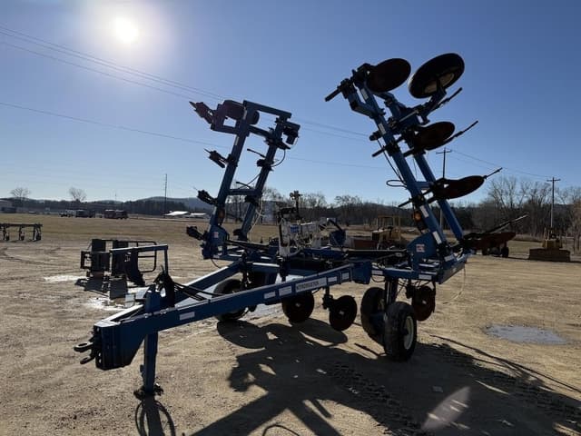 Image of Ag Systems 7200 equipment image 2