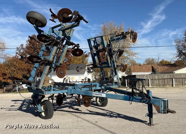 Image of Ag Systems 7200 equipment image 2