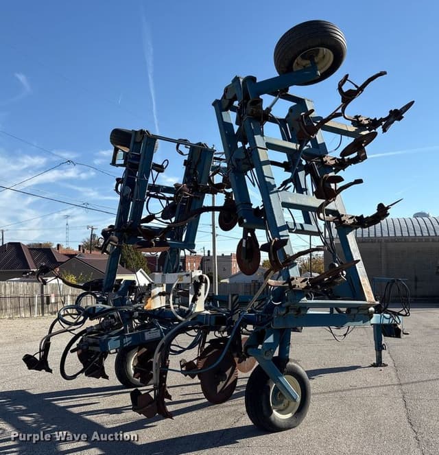 Image of Ag Systems 7200 equipment image 4