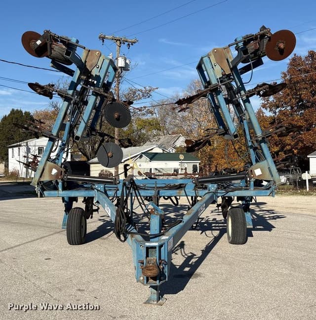 Image of Ag Systems 7200 equipment image 1