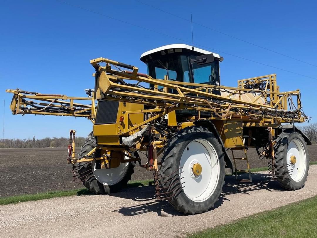Image of Ag-Chem RoGator 854 Primary image