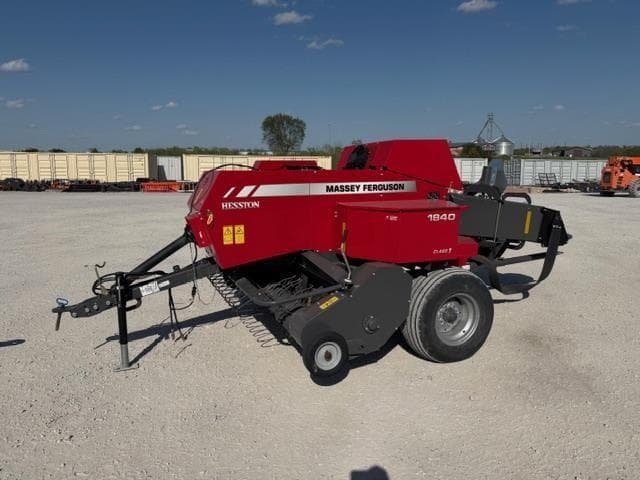Image of Massey Ferguson 1840 Primary image