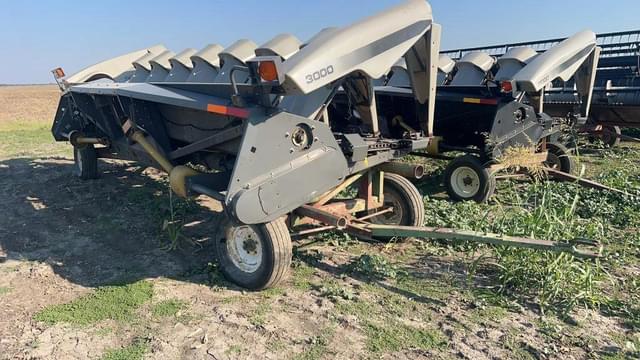 Image of AGCO 3000 equipment image 1