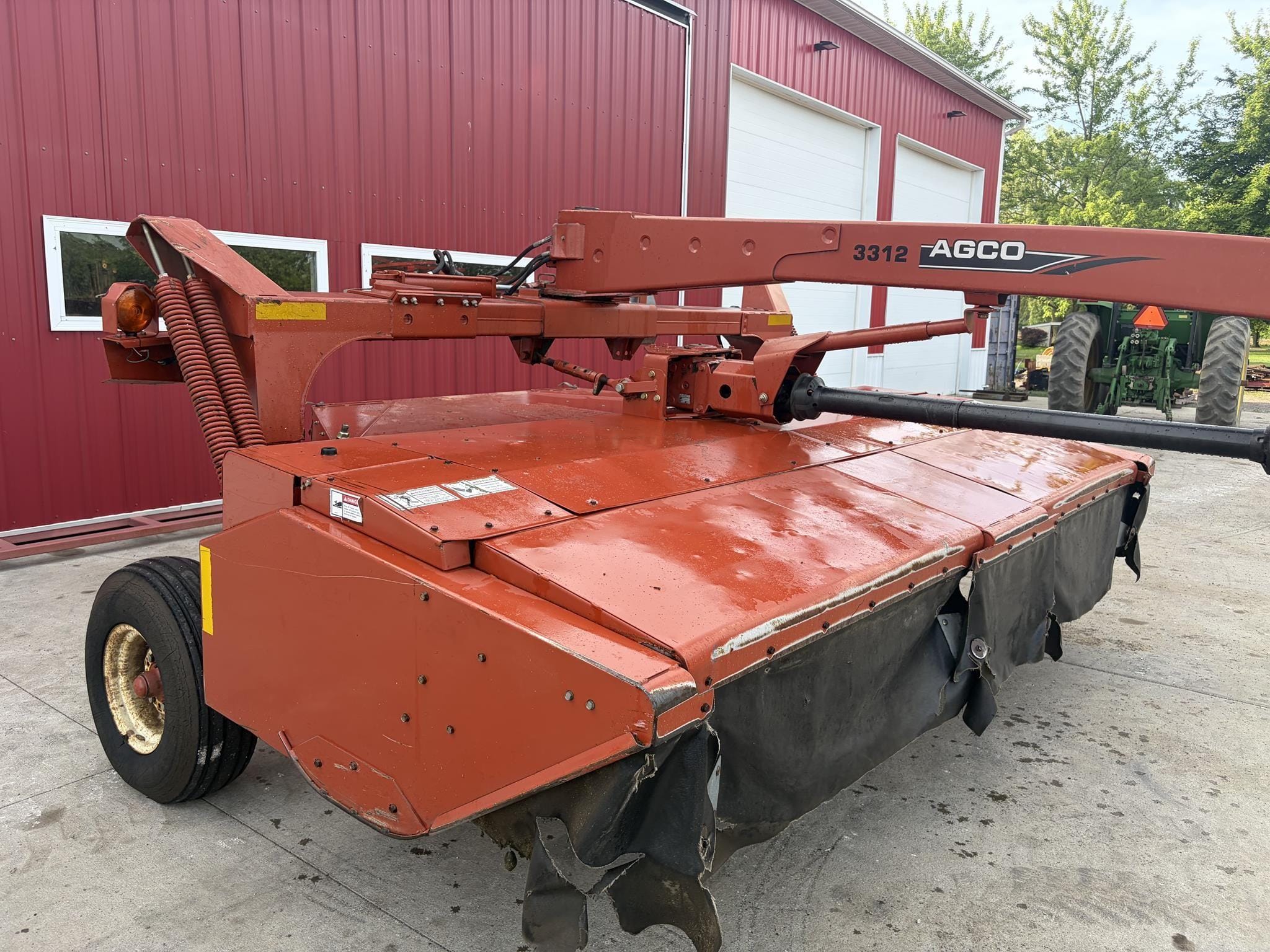 AGCO 3312 Equipment Image0